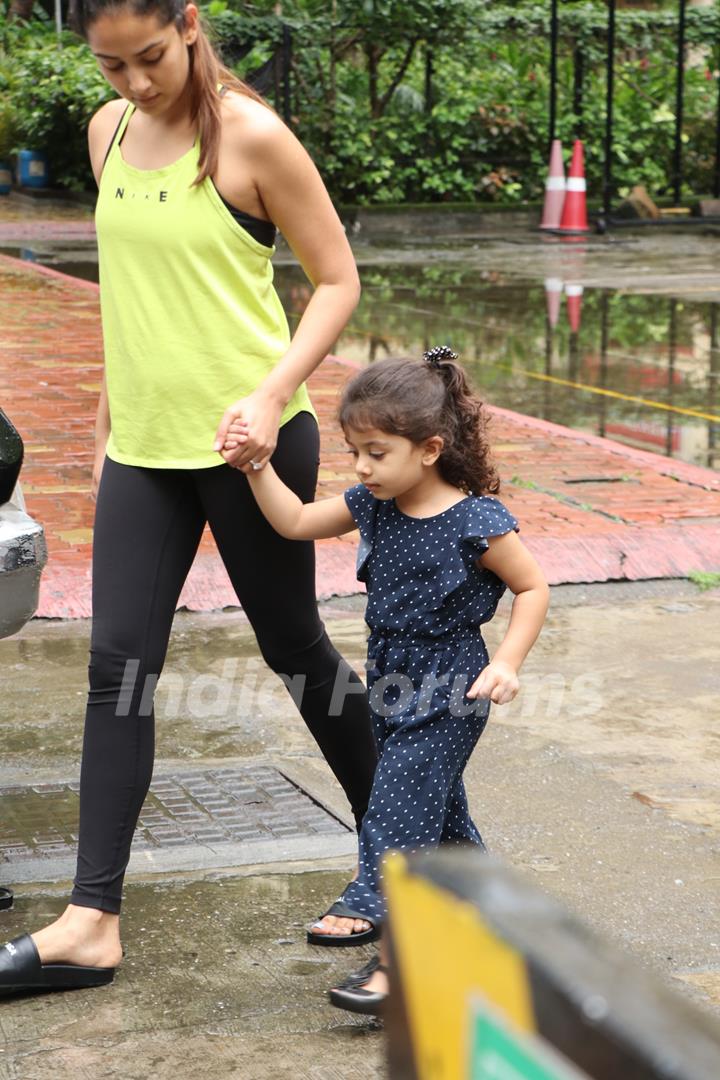 Mira Rajput Kapoor snapped with daughter Misha at the gym
