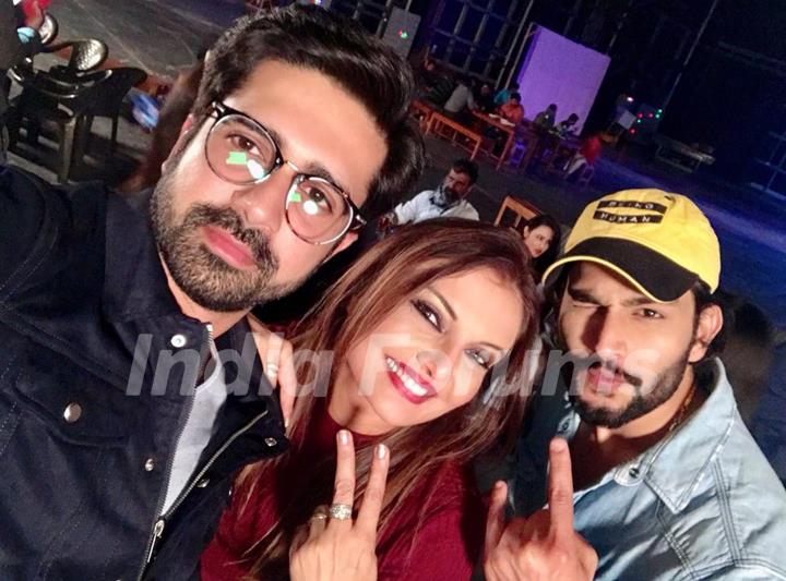 Deepshikha Nagpal bids a heartfelt goodbye to Avinash Sachdev and Aditi Rawat