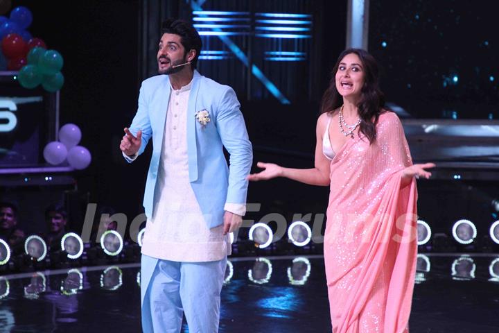 Host Karan Wahi with Judge Kareena Kapoor on the sets of Dance India Dance  