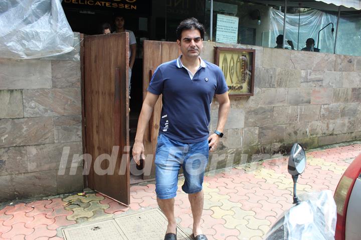 Arbaaz Khan spotted around the town!