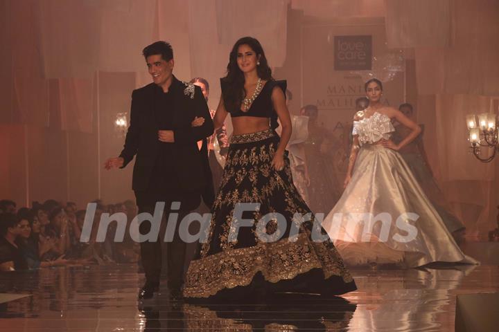 Katrina Kaif and Manish Malhotra at Lakme Fashion Week 2019!