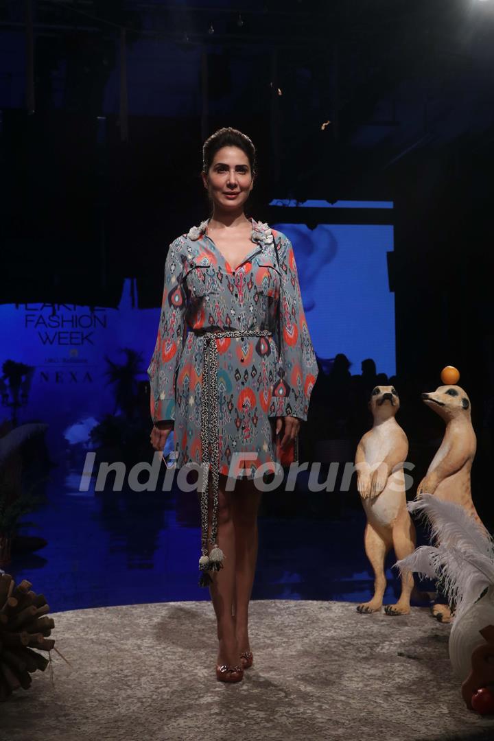 Bollywood celebrities walk the ramp at Lakme Fashion Week 2019!