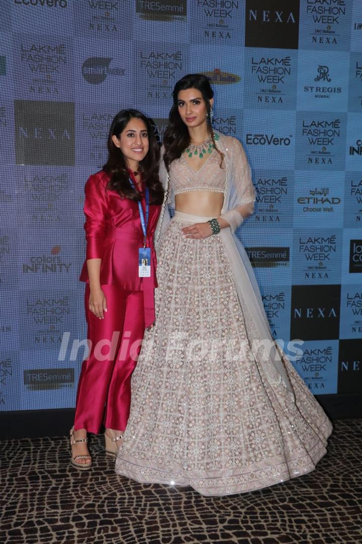 Diana Penty walks the ramp at Lakme Fashion Week!