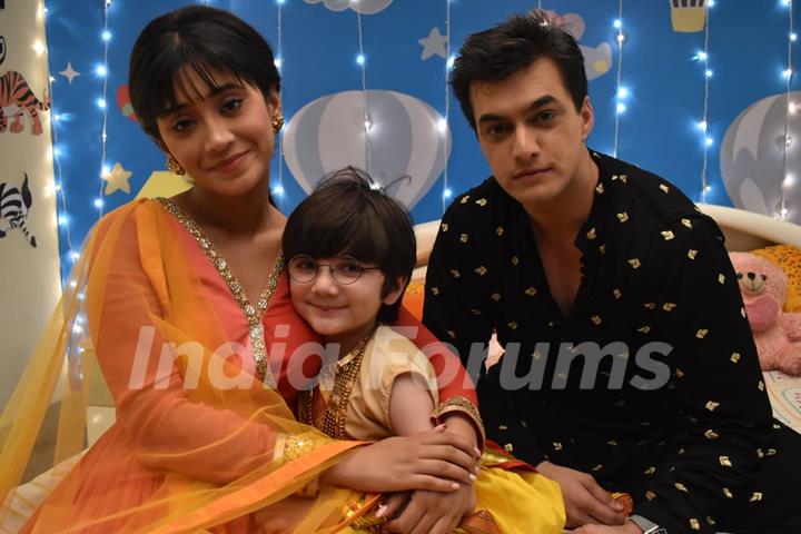 Kairav returning home and Janmashtami Celebration in Yeh Rishta Kya Kehlata Hai Pictures