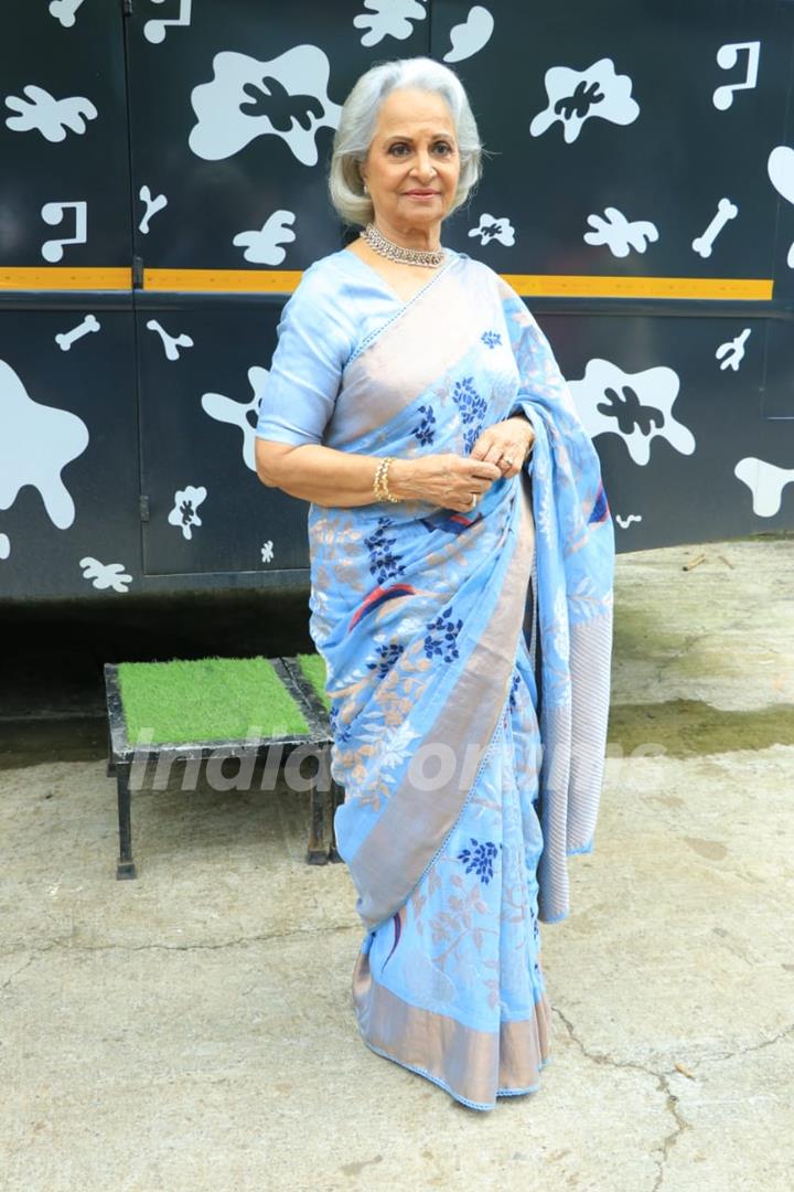 Waheeda Rehman on the sets of DID