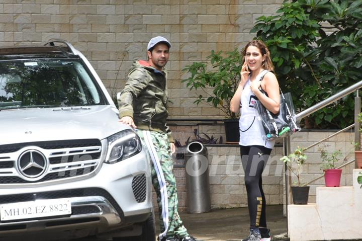 Varun Dhawan and Sara Ali Khan at dance class!