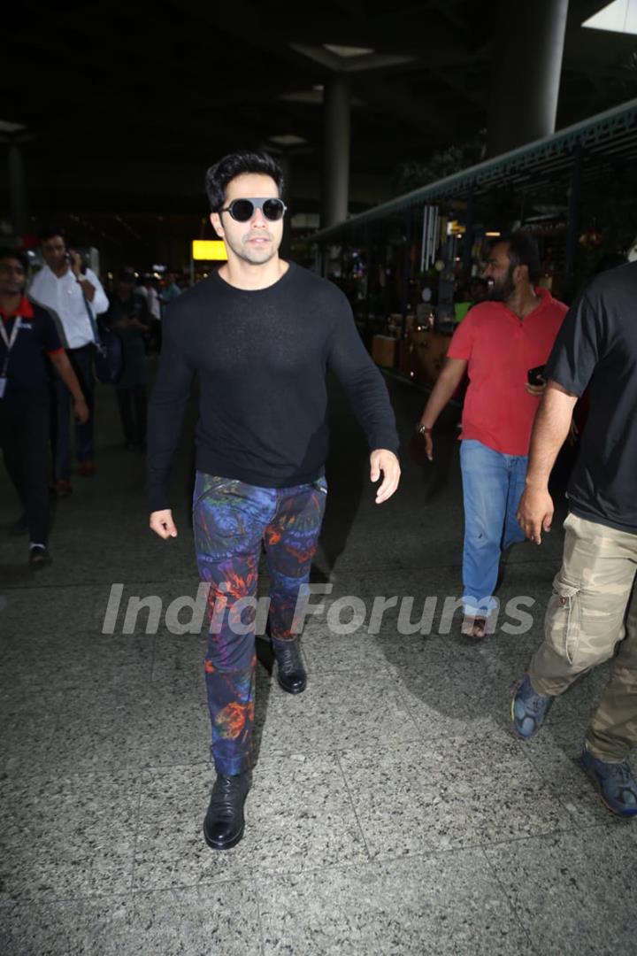 Varun Dhawan snapped at Mumbai Airport