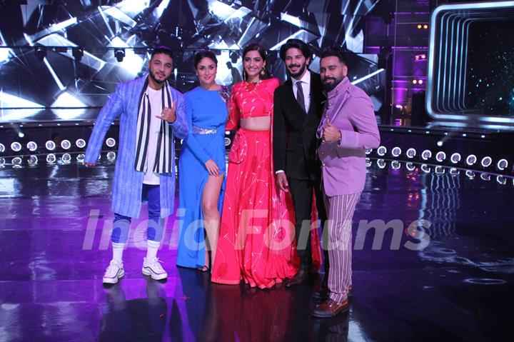 Judges Raftaar, Kareena Kapoor Khan, Bosco Martis along with Sonam Kapoor and Dulquer Salman