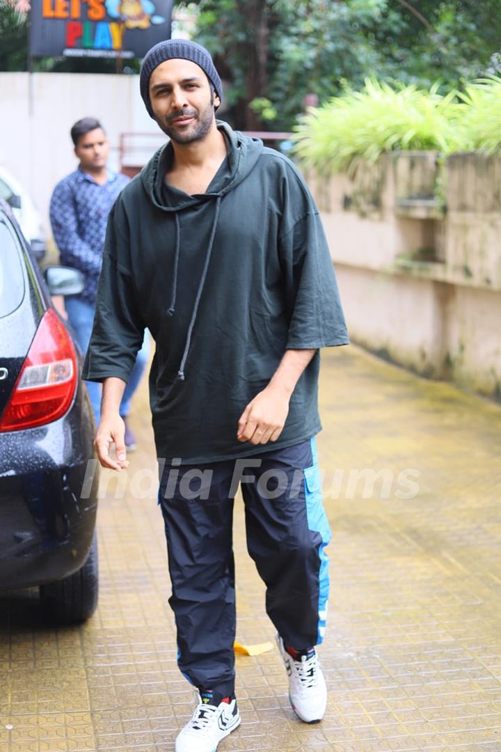 Kartik Aaryan snapped around the town!