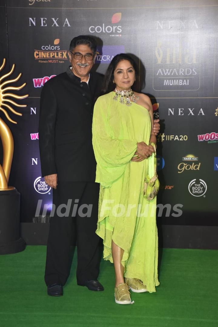 Bollywood celebrities walk the Green Carpet at IIFA awards 2019! 