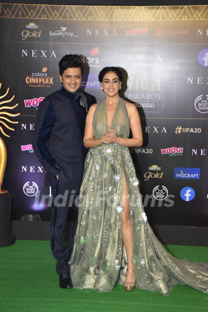 Bollywood celebrities walk the Green Carpet at IIFA awards 2019! 