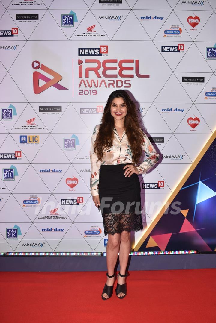 Celebrities walk the red carpet at iReel Awards 2019!