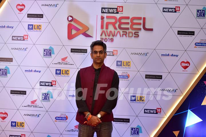 Celebrities walk the red carpet at iReel Awards 2019!