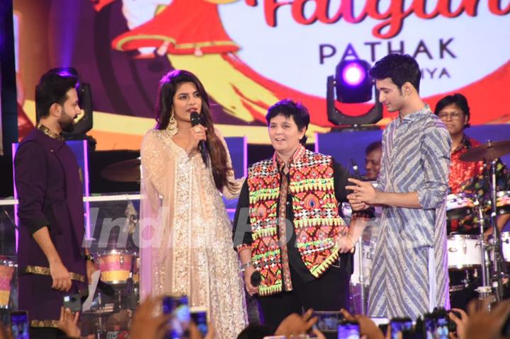 Bollywood celebrities at the Falguni Pathak Garba!