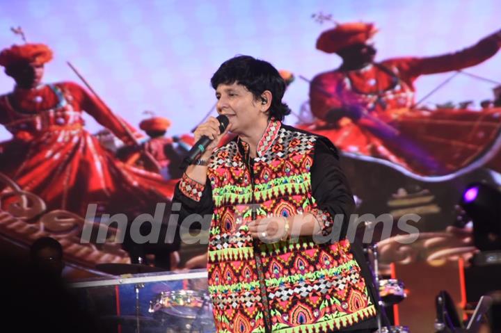 Bollywood celebrities at the Falguni Pathak Garba!