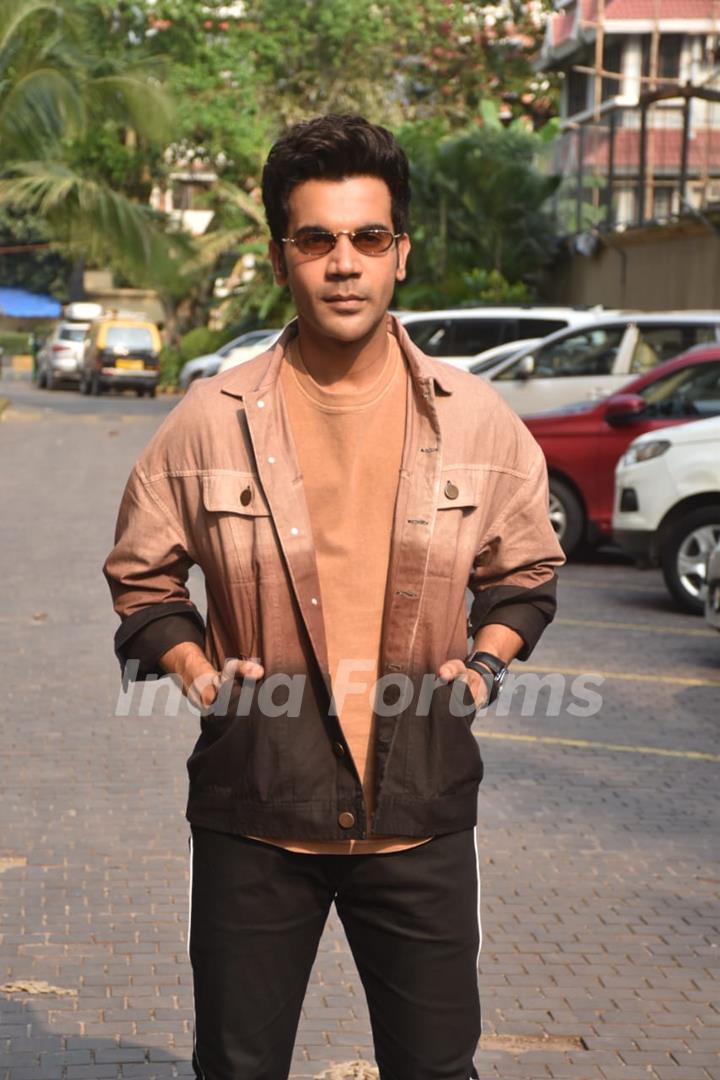 Rajkummar Rao and Mouni Roy snapped at the promotions of Made in China!