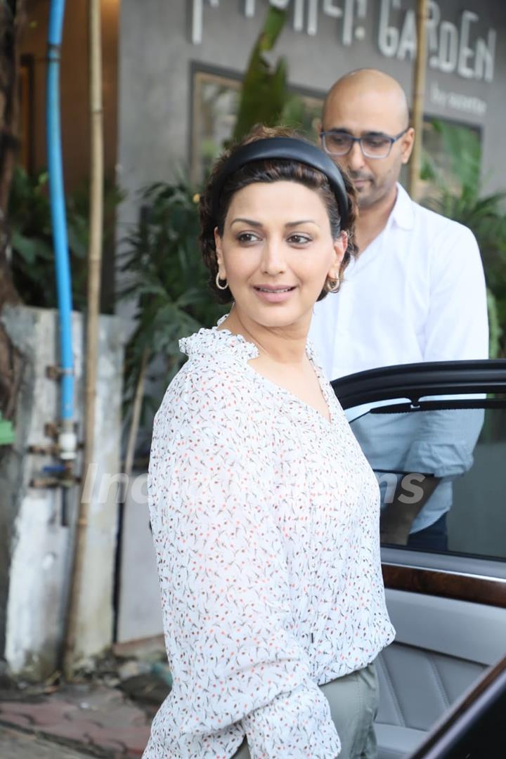 Sonali Bendre snapped around the town!