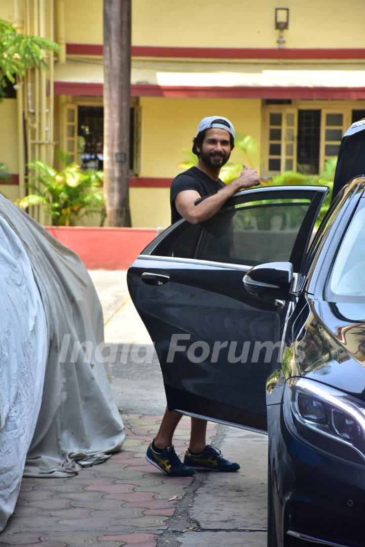 Bollywood celebrities snapped around the town!