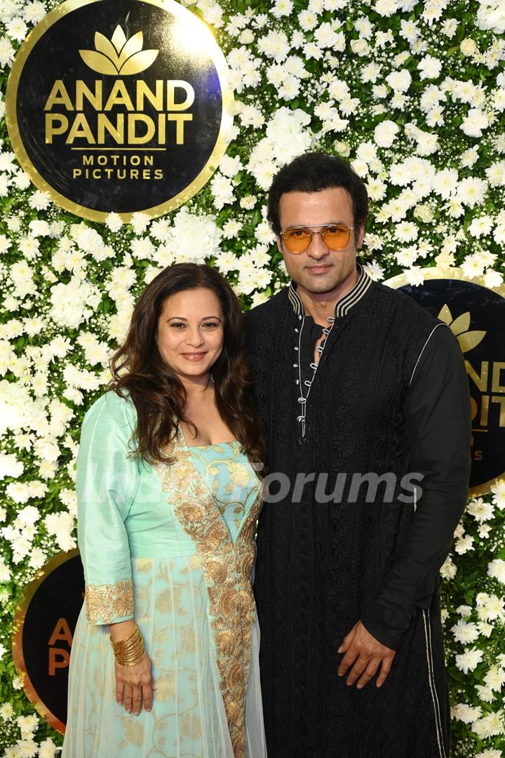 Rohit Roy and wife