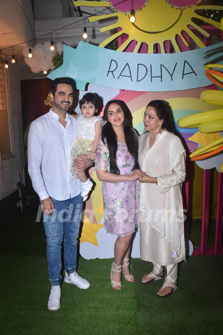 Bharat Takhtani, Esha Deol and Hema Malini celebrate Radhya Takhtani's birthday bash!