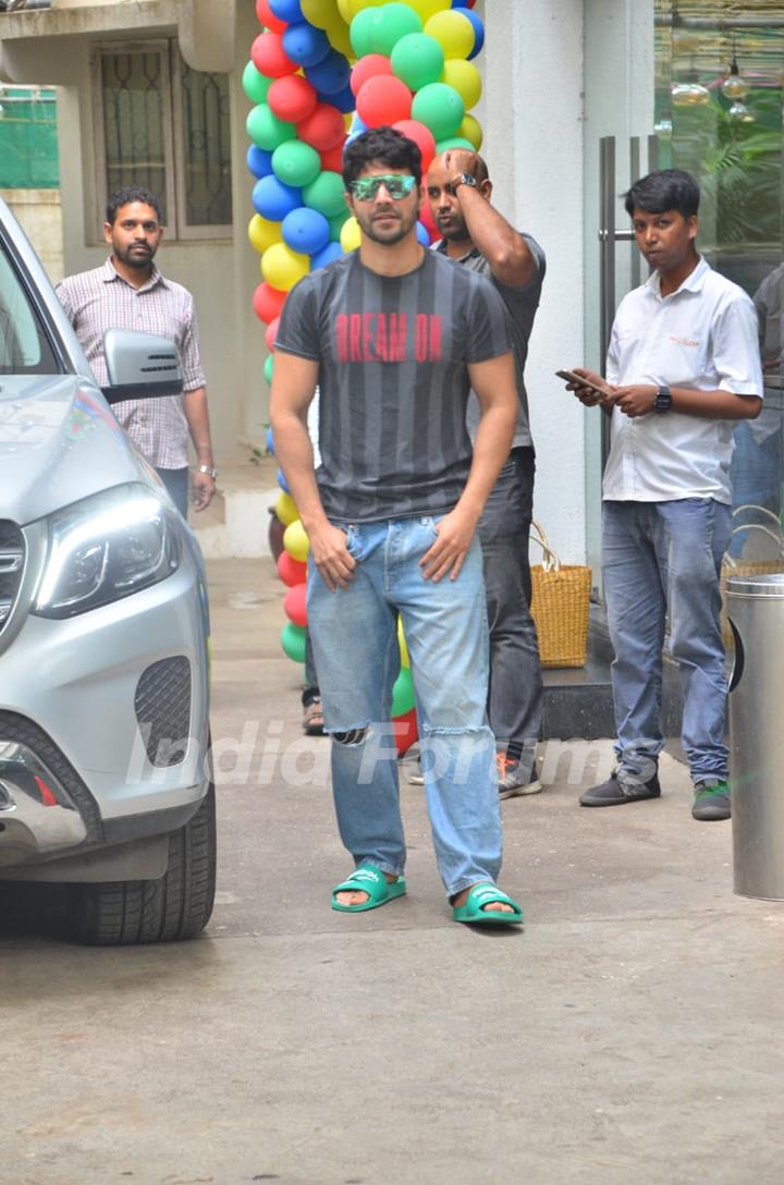 Varun Dhawan snapped around the town!