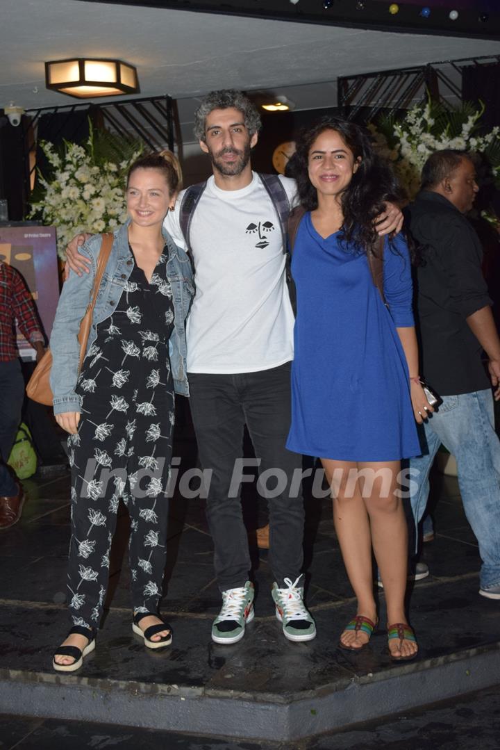 Bollywood celebs spotted at the opening of Prithvi Theatre Festival!