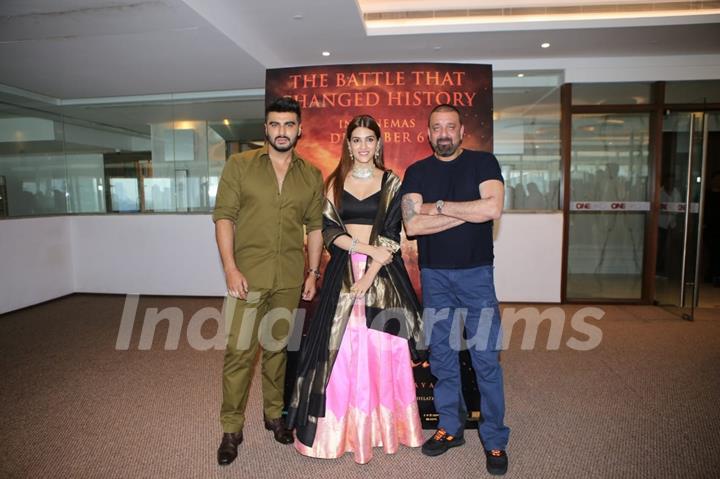 Arjun Kapoor, Sanjay Dutt and Kriti Sanon attend Panipat's trailer launch!