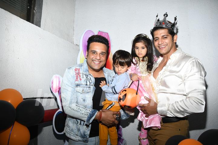 Krushna Abhishek and son with Karanvir Bohra and his daughter