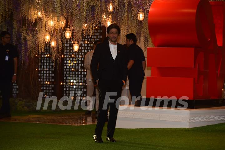 Shah Rukh Khan attends Pre-wedding bash at Ambani’s 