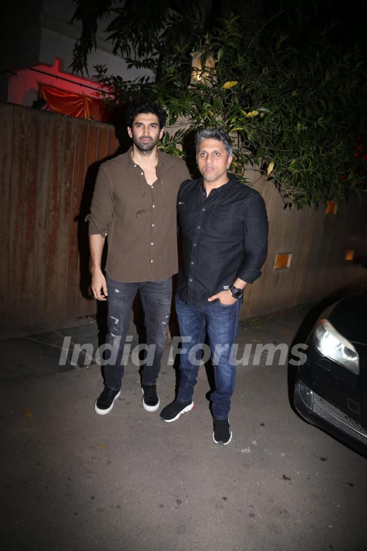 Aditya Roy Kapur and Mohit Suri snapped at Milap Zaveri's birthday bash!