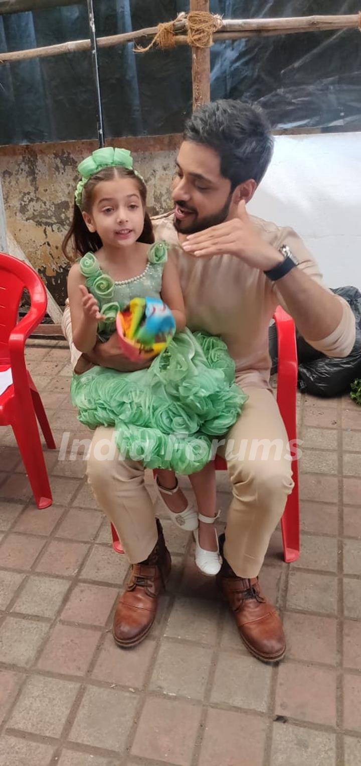 Adnan Khan playing with kids on the sets of Ishq Subhan Allah 