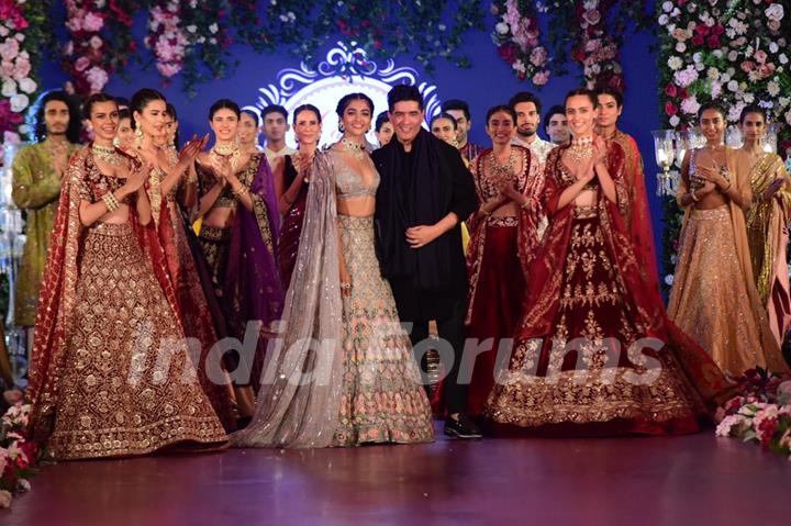 Pooja Hegde walks the ramp for Manish Malhotra