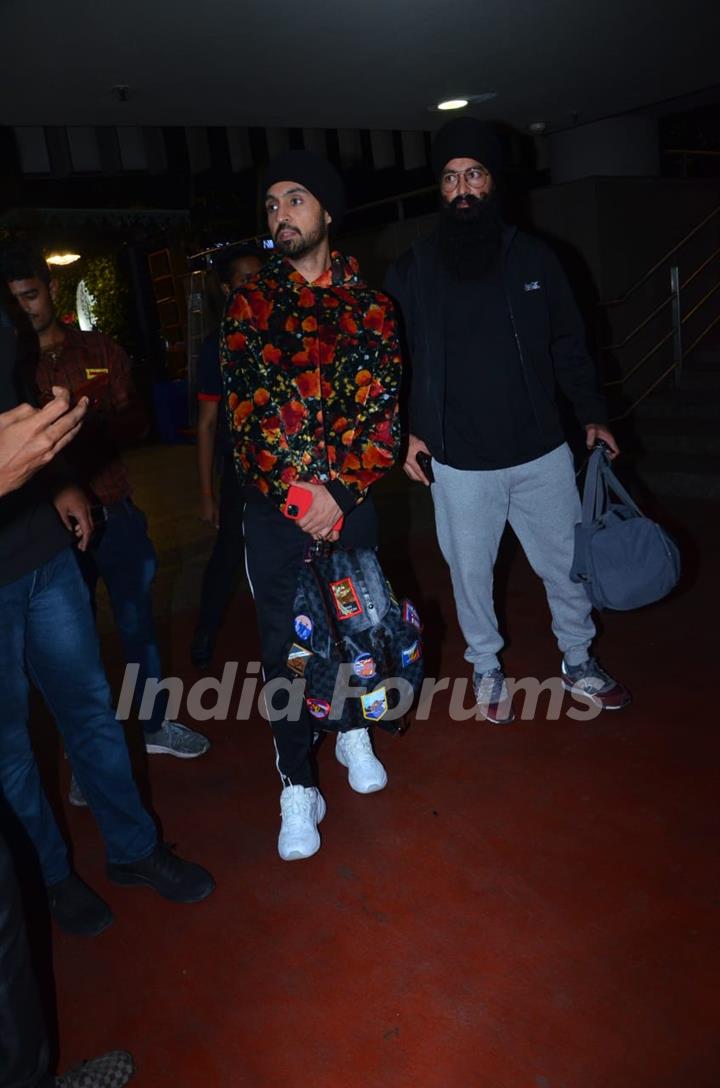 Diljit Dosanjh papped at the airport