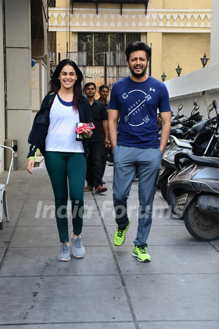 Riteish Deshmukh and Genelia spotted around the town