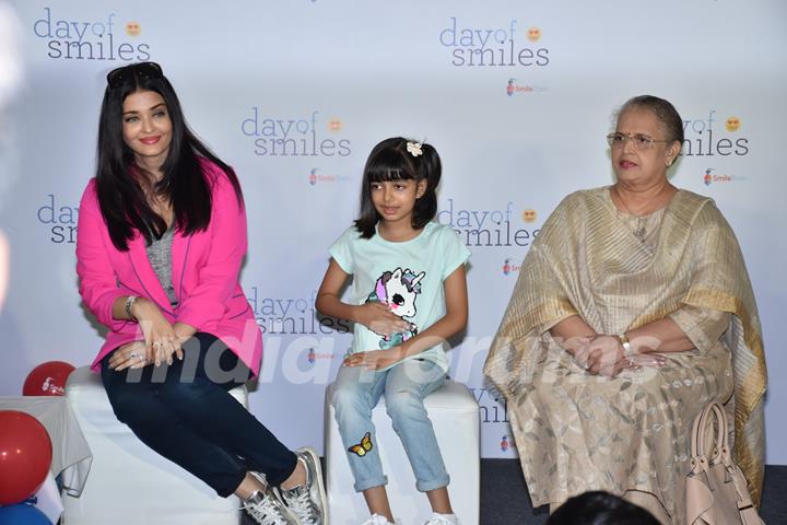 Aishwarya Rai Bachchan snapped at Srcc Hospital with mother and daughter Aaradhya Bachchan for an event!