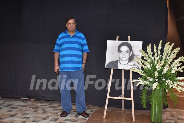 Bollywood celebrities attend the prayer meet of Shaukat Azmi