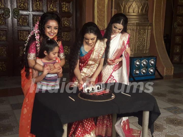 Ishita Ganguly, Madirakshi Mundle, Manisha Rawat, Maisha Dixit