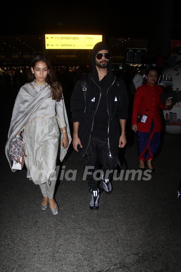 Shahid Kapoor and Mira Rajput Kapoor papped at the airport