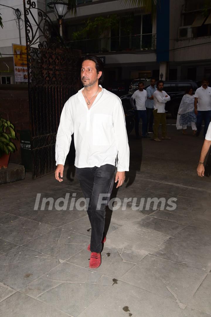 Celebs at the prayer meet of Dabboo Ratnani's deceased mother!