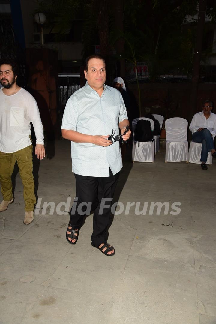 Celebs at the prayer meet of Dabboo Ratnani's deceased mother!