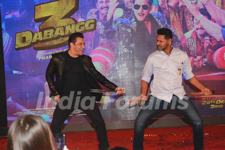 Salman Khan and Prabhudeva set the stage on fire during the song launch