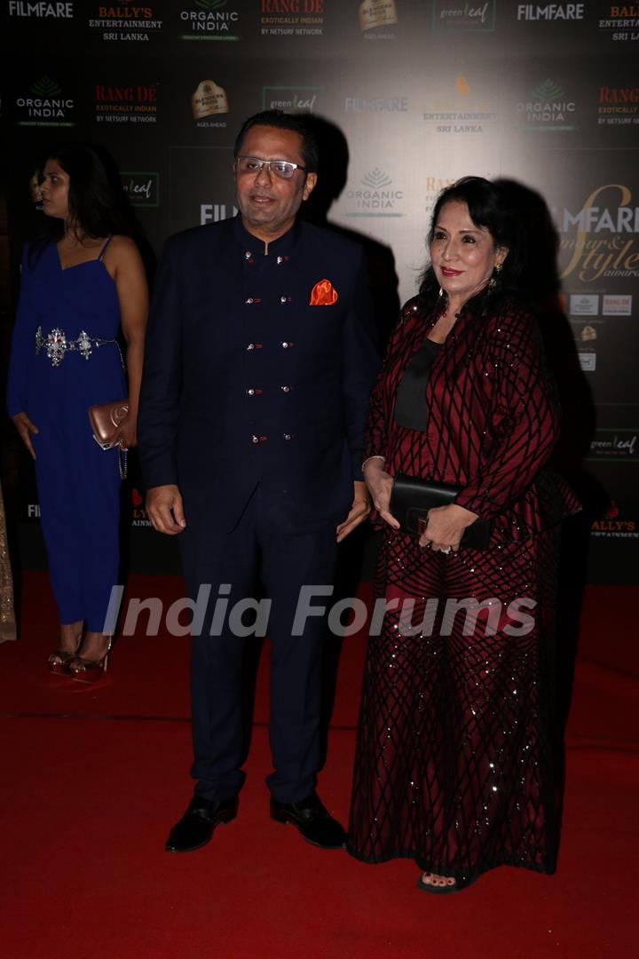 Celebs on the red carpet of Filmfare Glamour and Style Awards 2019