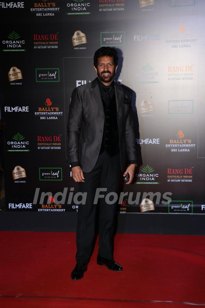 Kabir Khan papped at the Red Carpet of Filmfare Glamour and Style Awards 2019