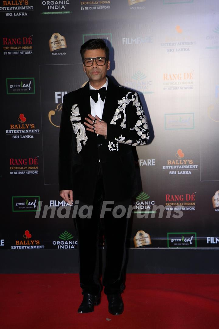 Karan Johar papped at the Red Carpet of Filmfare Glamour and Style Awards 2019