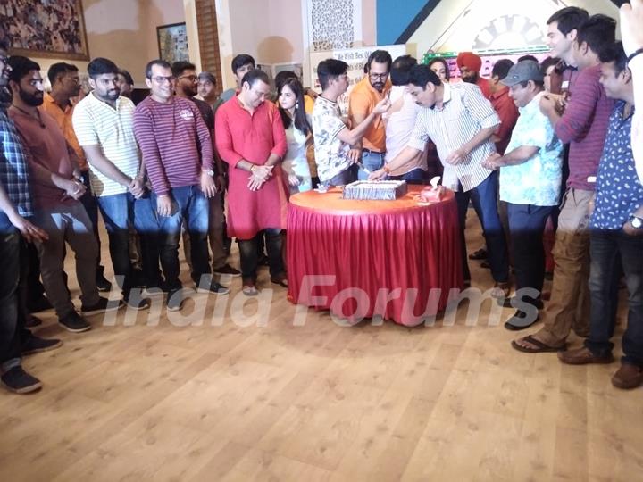 Cake Cutting with the cast of Taarak Mehta Ka Ooltah Chashmah