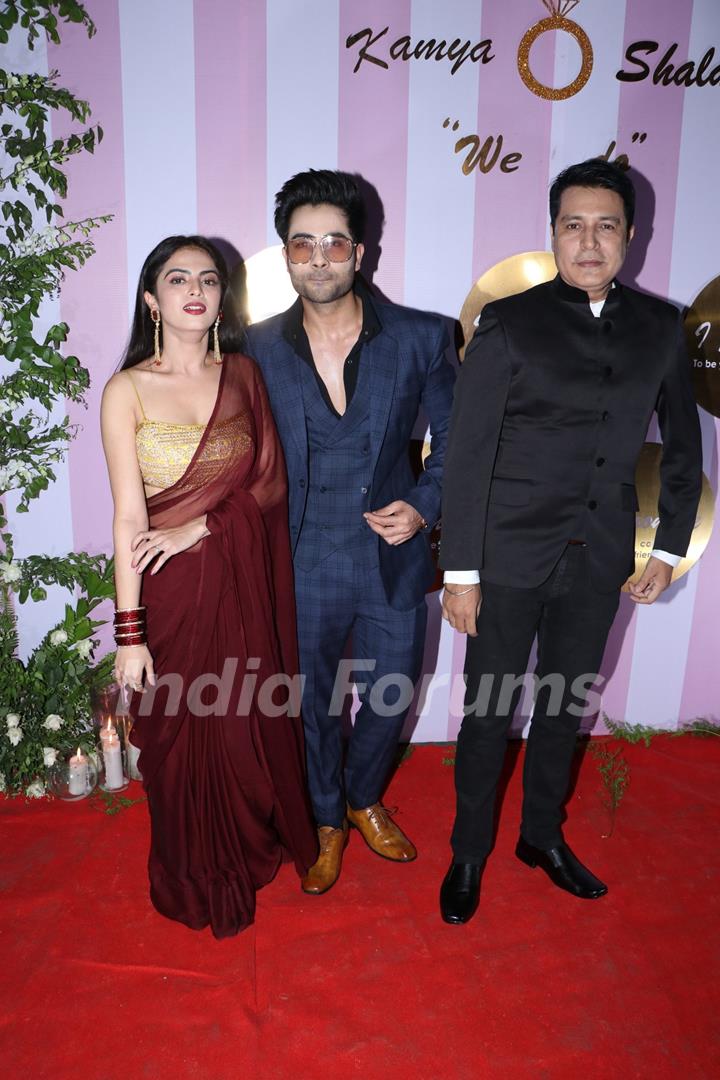 Celebrities at Kamya Panjabi-Shalabh Dang Wedding Reception!