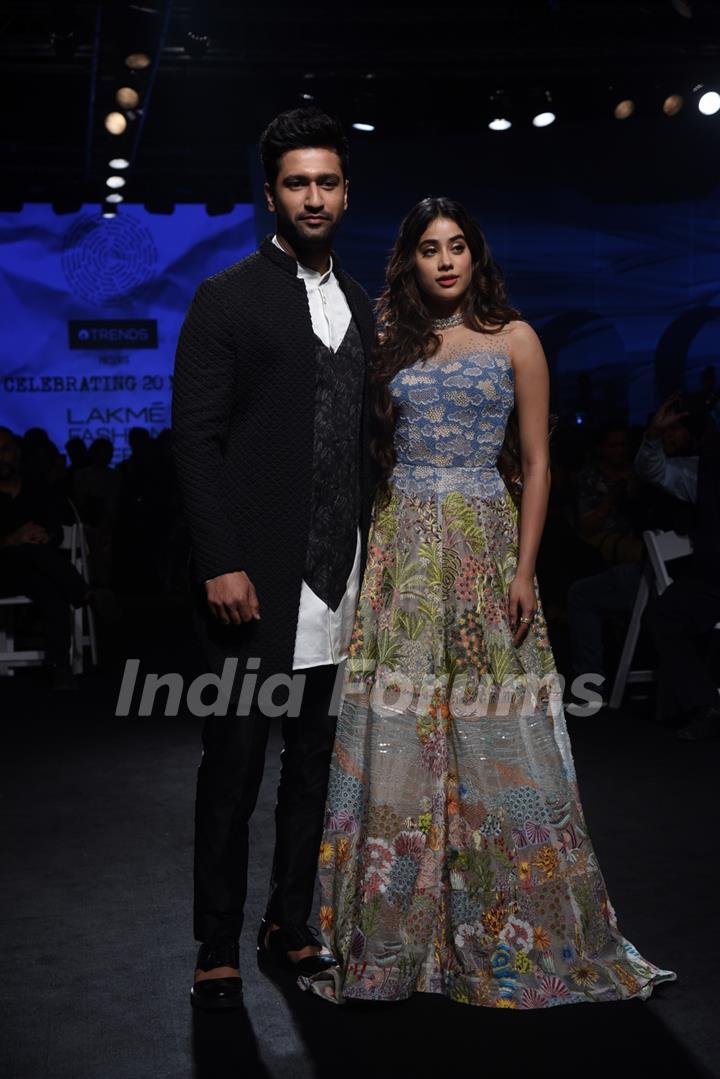 Vicky Kaushal and Janhvi Kapoor walked the ramp at Lakme Fashion Week