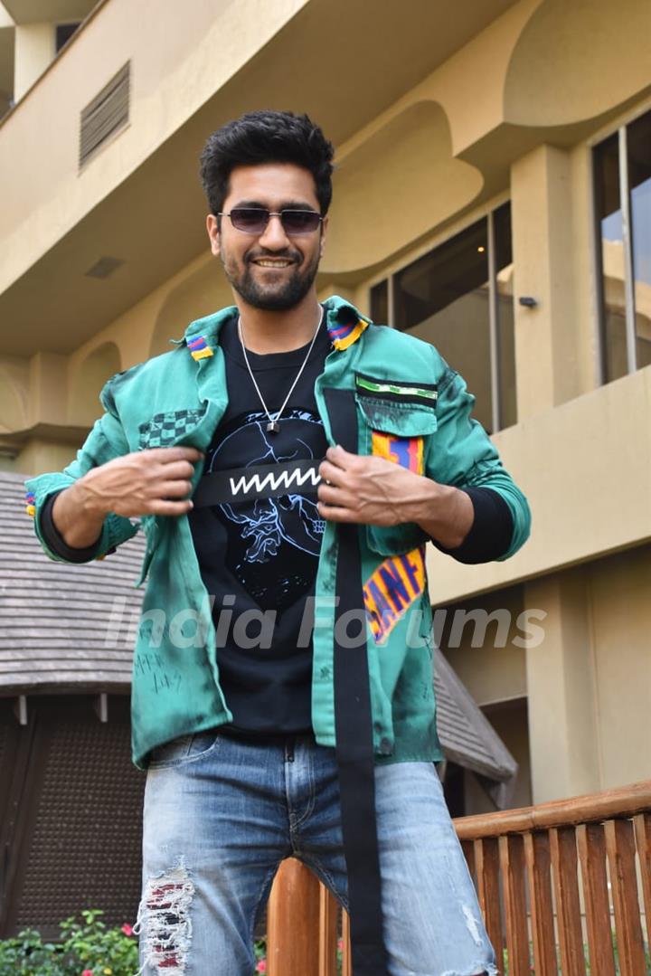 Vicky Kaushal snapped at Juhu for movie promotion of Bhoot!