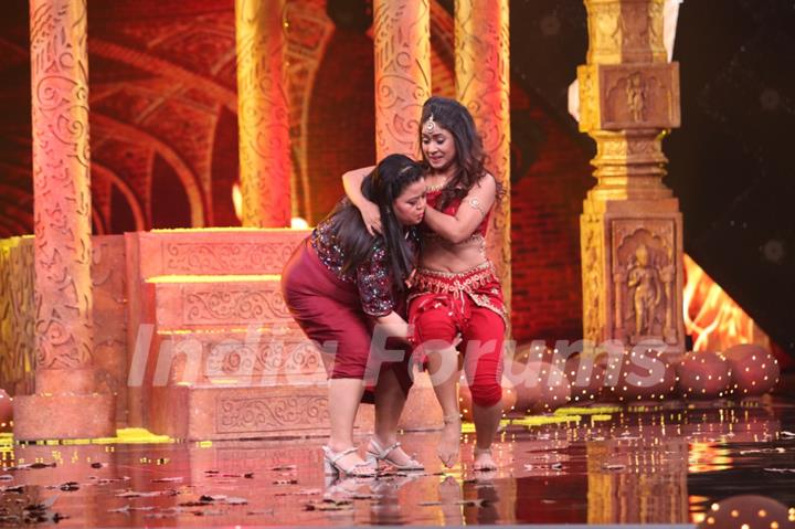 Bharti having fun with Contestant Sadhwi Majumdar on the sets of India's Best Dancer.