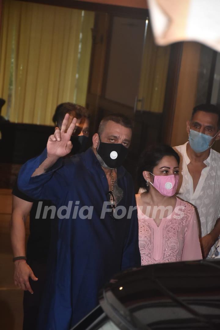 Sanjay Dutt leaves for Cancer Treatment at Kokilaben Hospital